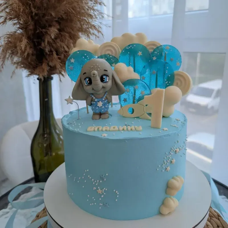 Медовик с абрикосом и голубикой — торты на заказ, Elpis Sweets Могилёв