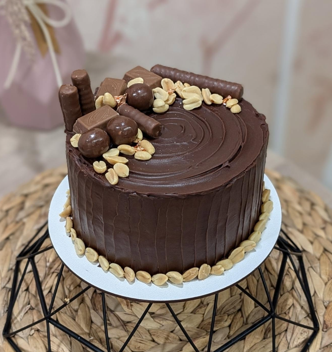 Сникерс - торты на заказ в Могилёве